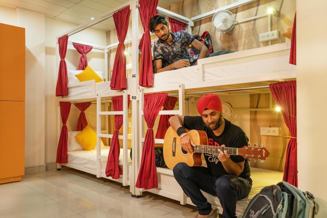 Gostops Amritsar, Chatiwind Gate Bagian luar foto